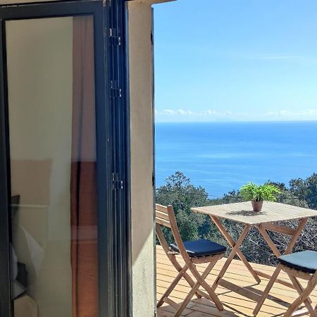 Casapietra Bed & Breakfast Brando Bagian luar foto